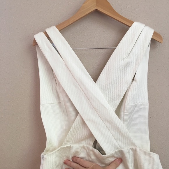 Nasty Gal Plunging V-Neck Mini Dress White Size XL - Picture 5 of 8